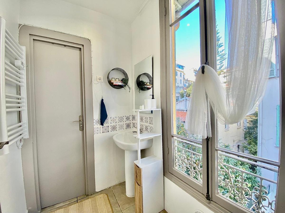Lovely & Cozy Duplex Heart Of Nice With Bathtub! Exterior photo